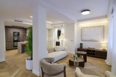 Ático situado en Madrid, en la exclusiva zona de Salamanca.