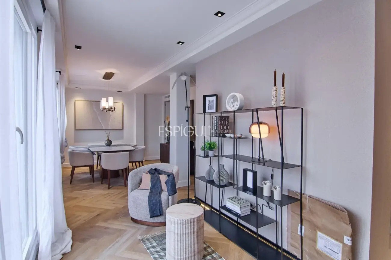 Ático situado en Madrid, en la exclusiva zona de Salamanca.