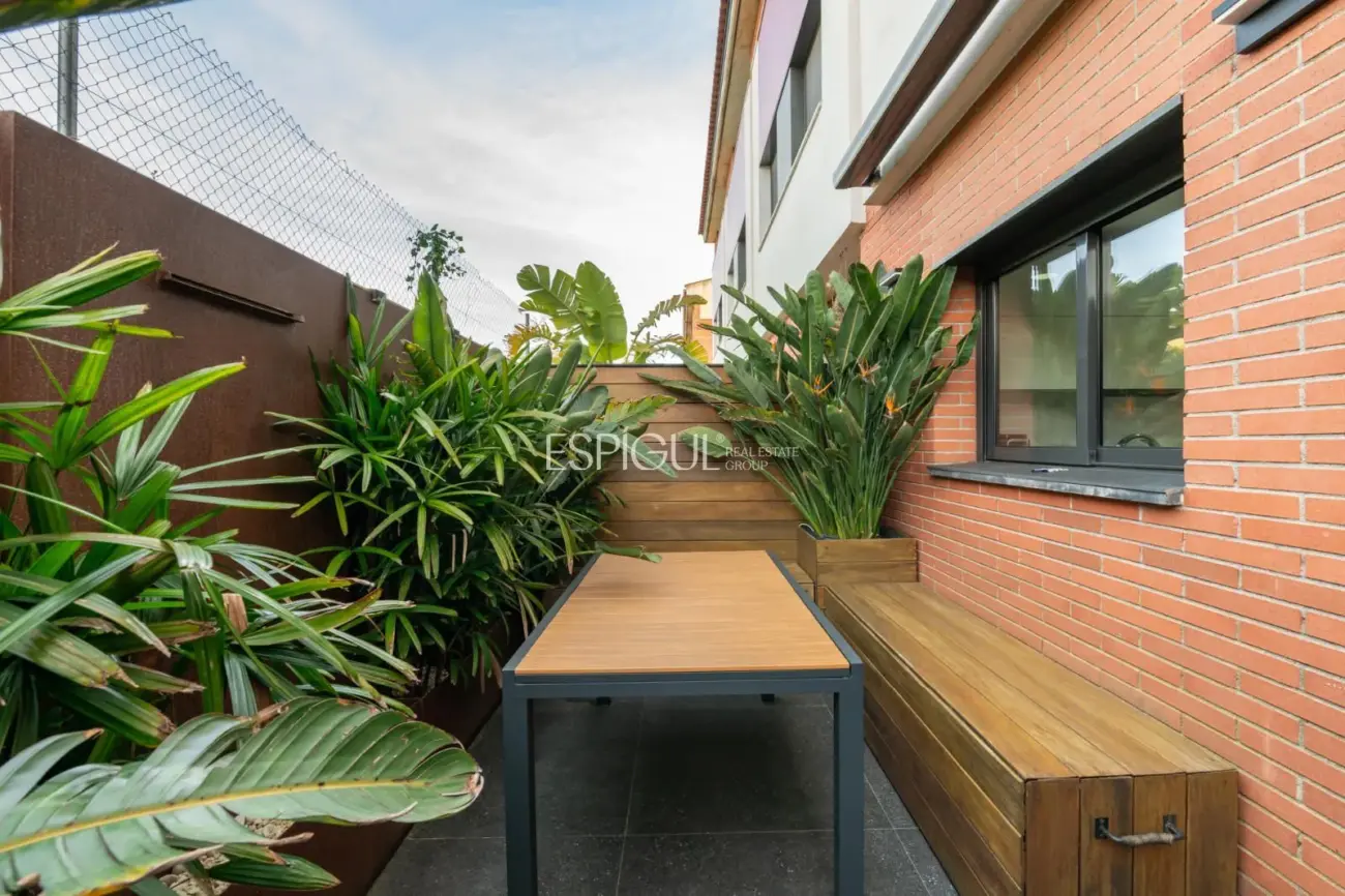 Casa adosada reformada a 200m de la playa y Port Balís en Sant Andreu de Llavaneres