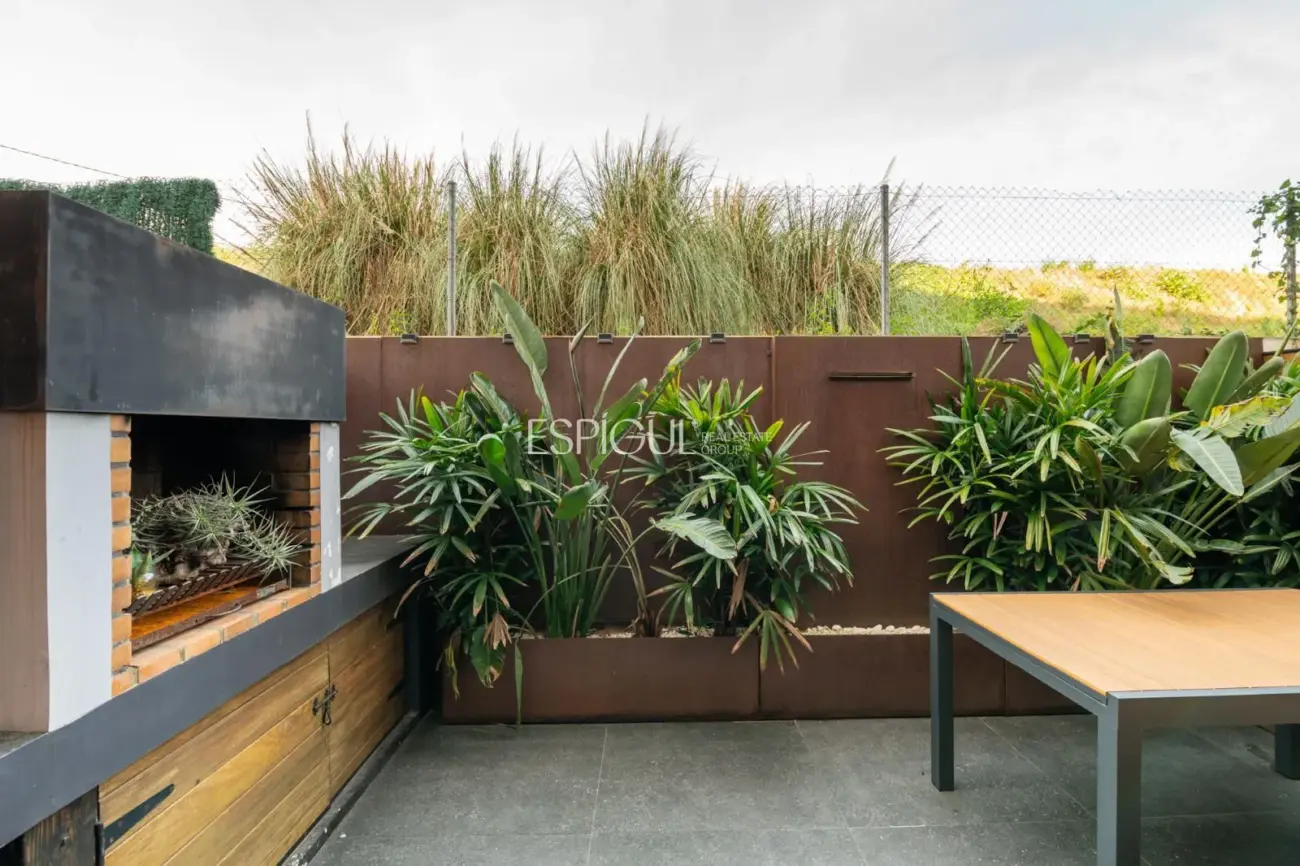 Casa adosada reformada a 200m de la playa y Port Balís en Sant Andreu de Llavaneres