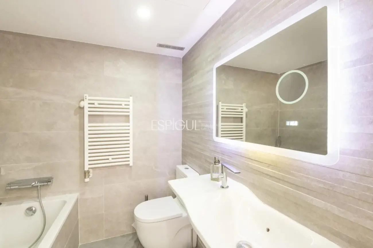 Casa adosada reformada a 200m de la playa y Port Balís en Sant Andreu de Llavaneres