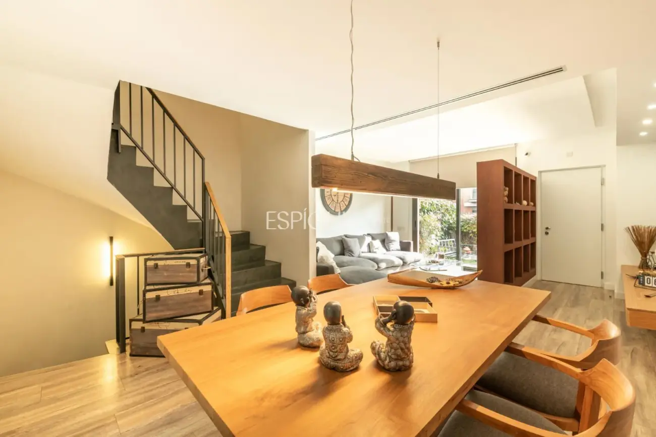 Casa adosada reformada a 200m de la playa y Port Balís en Sant Andreu de Llavaneres