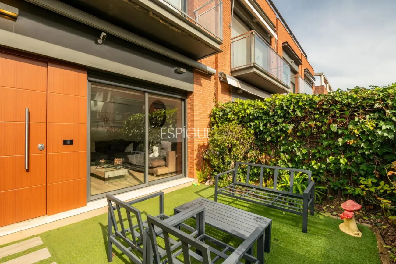 Casa adosada reformada a 200m de la playa y Port Balís en Sant Andreu de Llavaneres