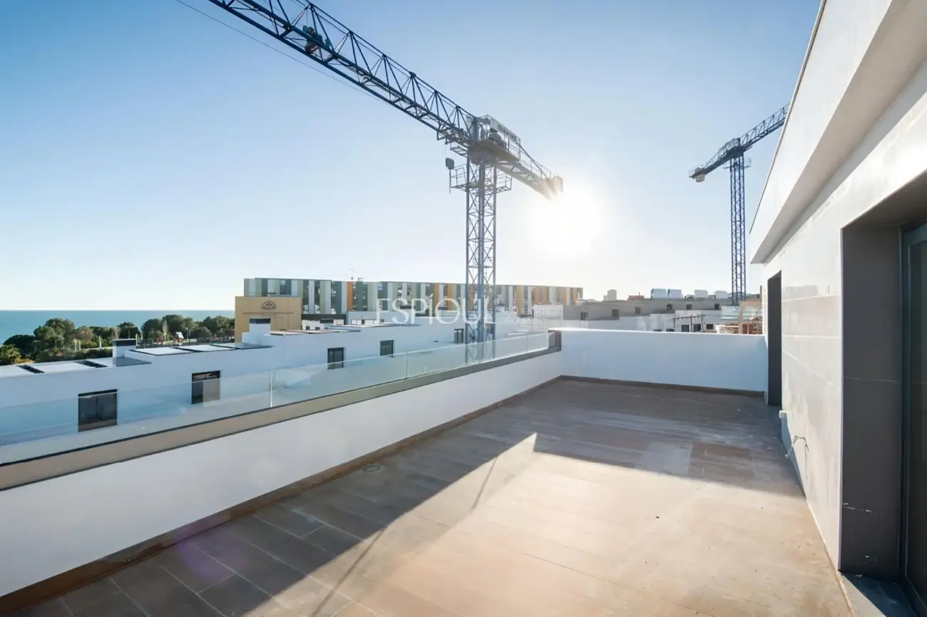Casa independiente con espectaculares vistas al mar en Montgat