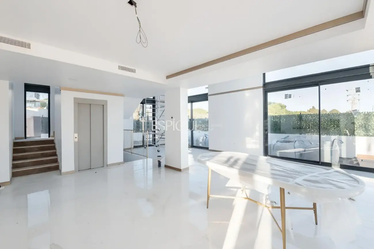 Casa independiente con espectaculares vistas al mar en Montgat