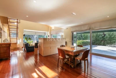 Villa for Sale in Arxiu, Sant Cugat Del Vallés