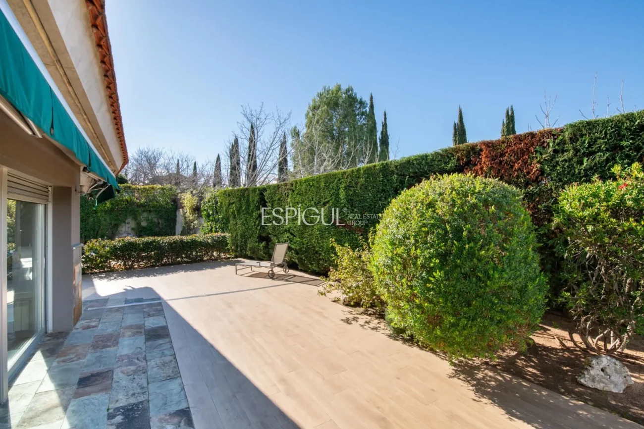 Villa for Sale in Arxiu, Sant Cugat Del Vallés