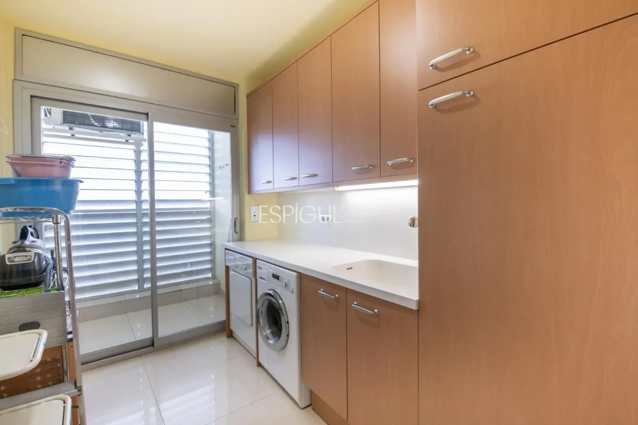 Villa for Sale in Arxiu, Sant Cugat Del Vallés