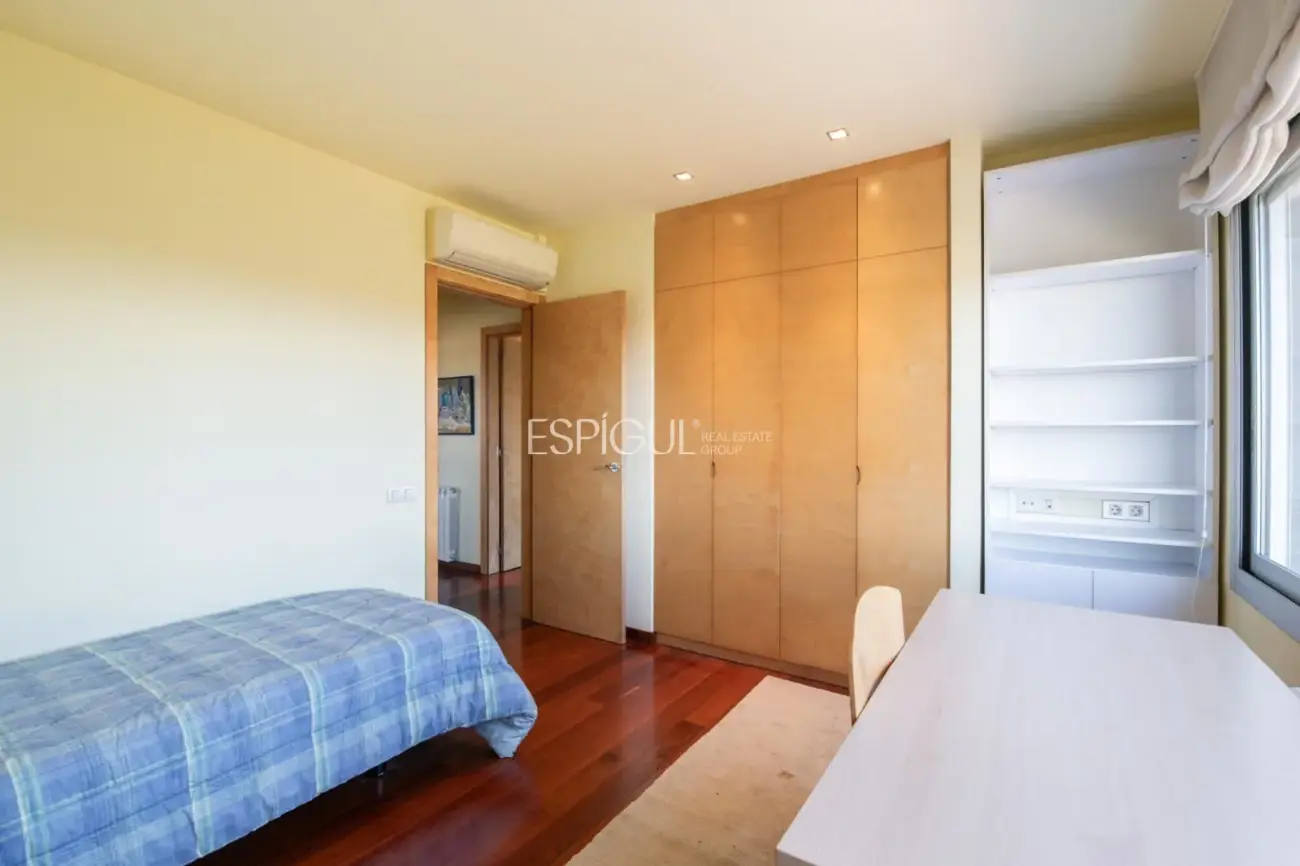 Шале на продажу в Arxiu, Sant Cugat del Vallés