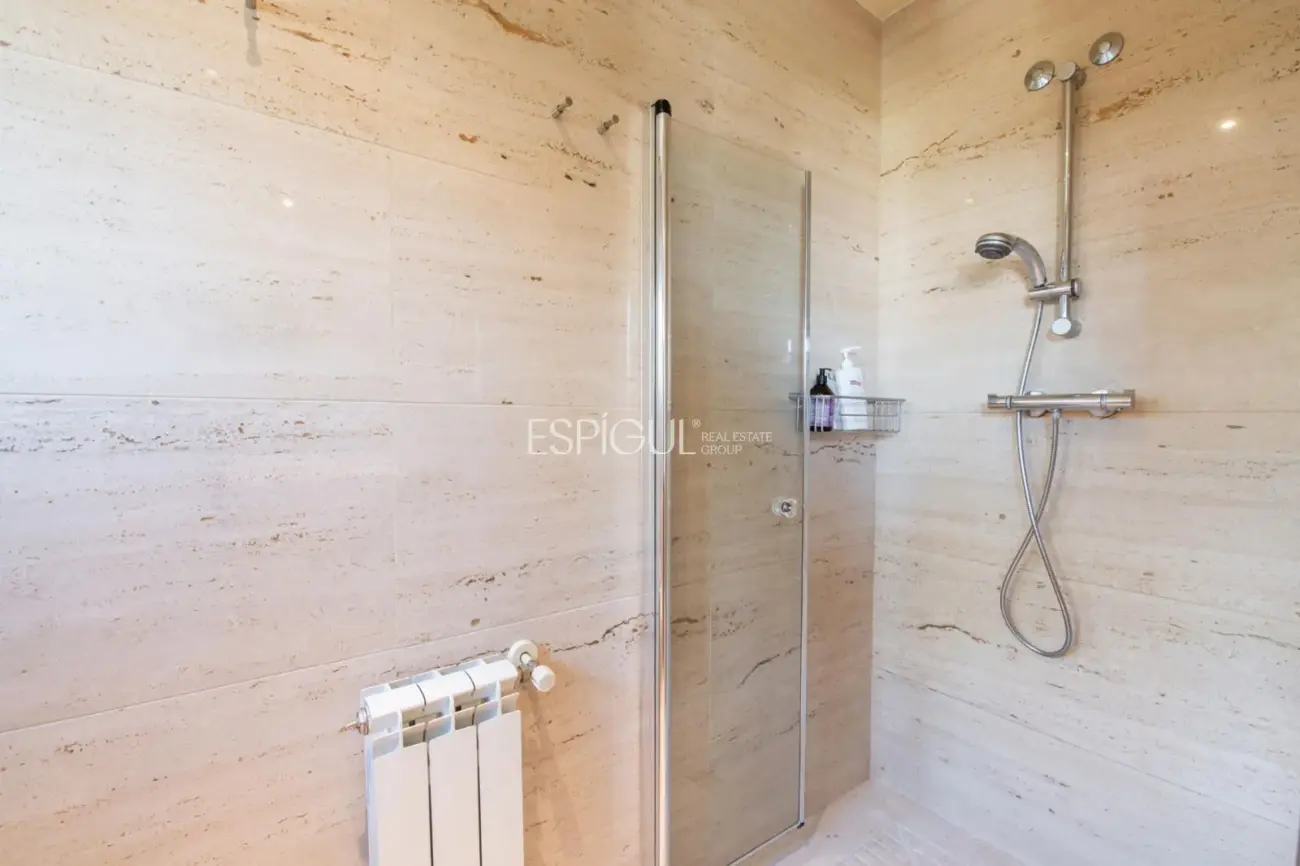 Шале на продажу в Arxiu, Sant Cugat del Vallés