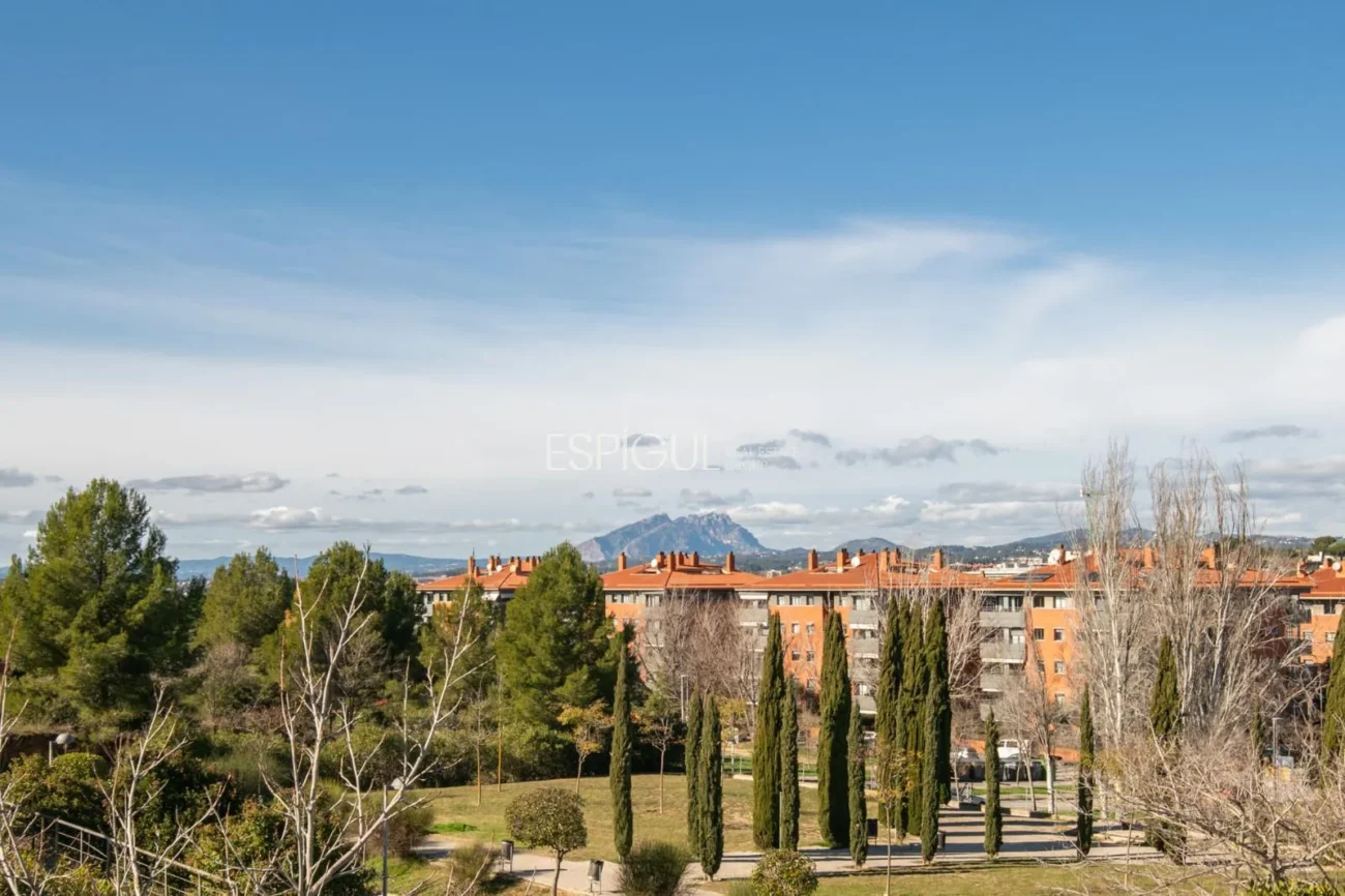Villa for Sale in Arxiu, Sant Cugat Del Vallés