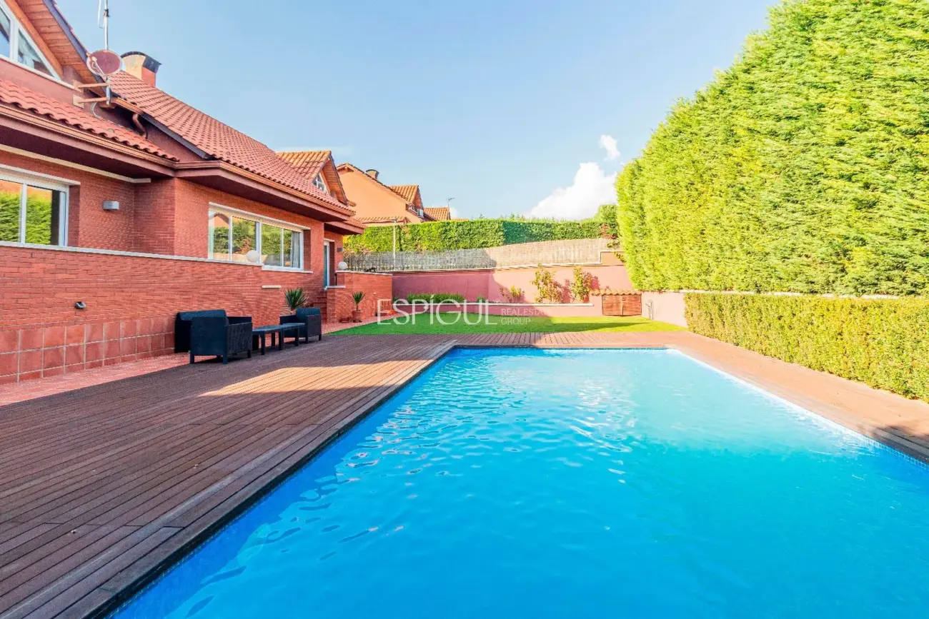 Villa for sale in Mirasol