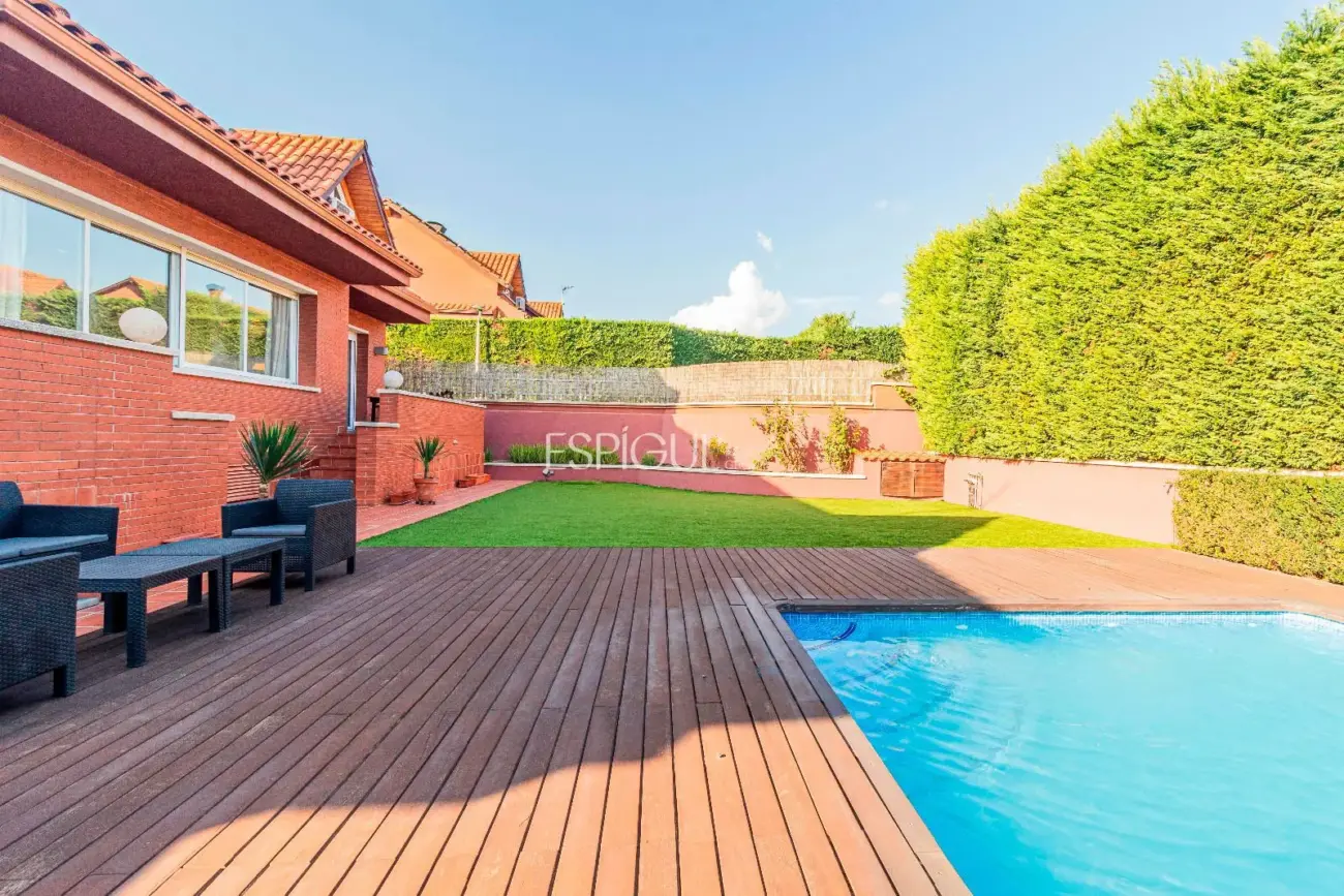 Villa for sale in Mirasol