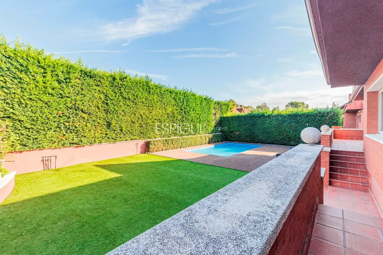 Villa for sale in Mirasol