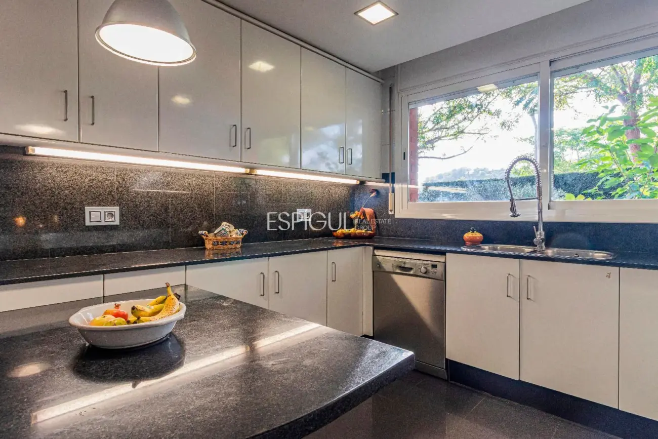 Villa for sale in Mirasol