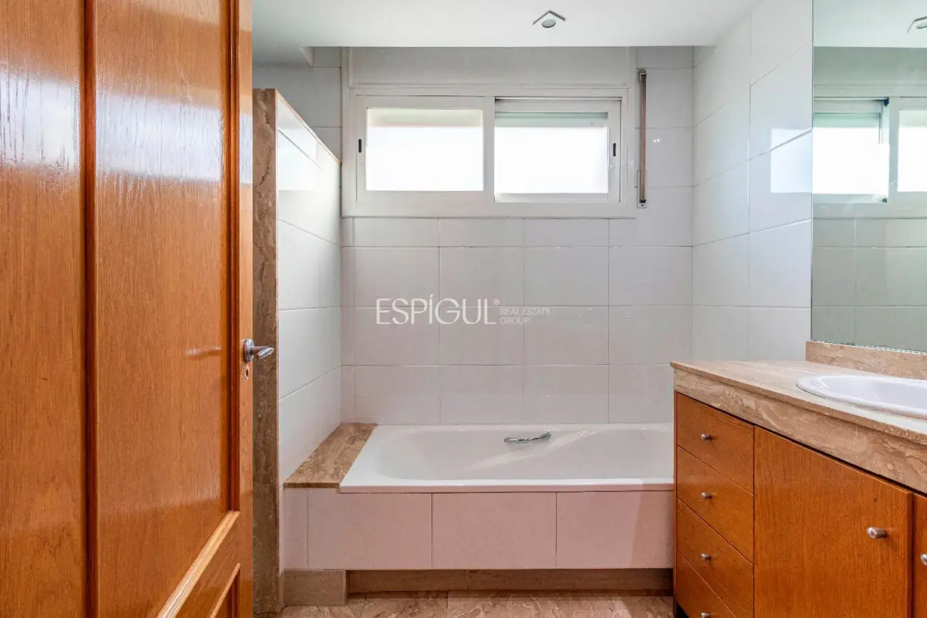 Villa for sale in Mirasol