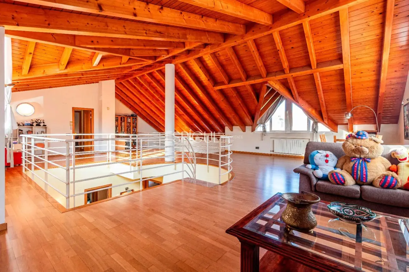 Villa for sale in Mirasol