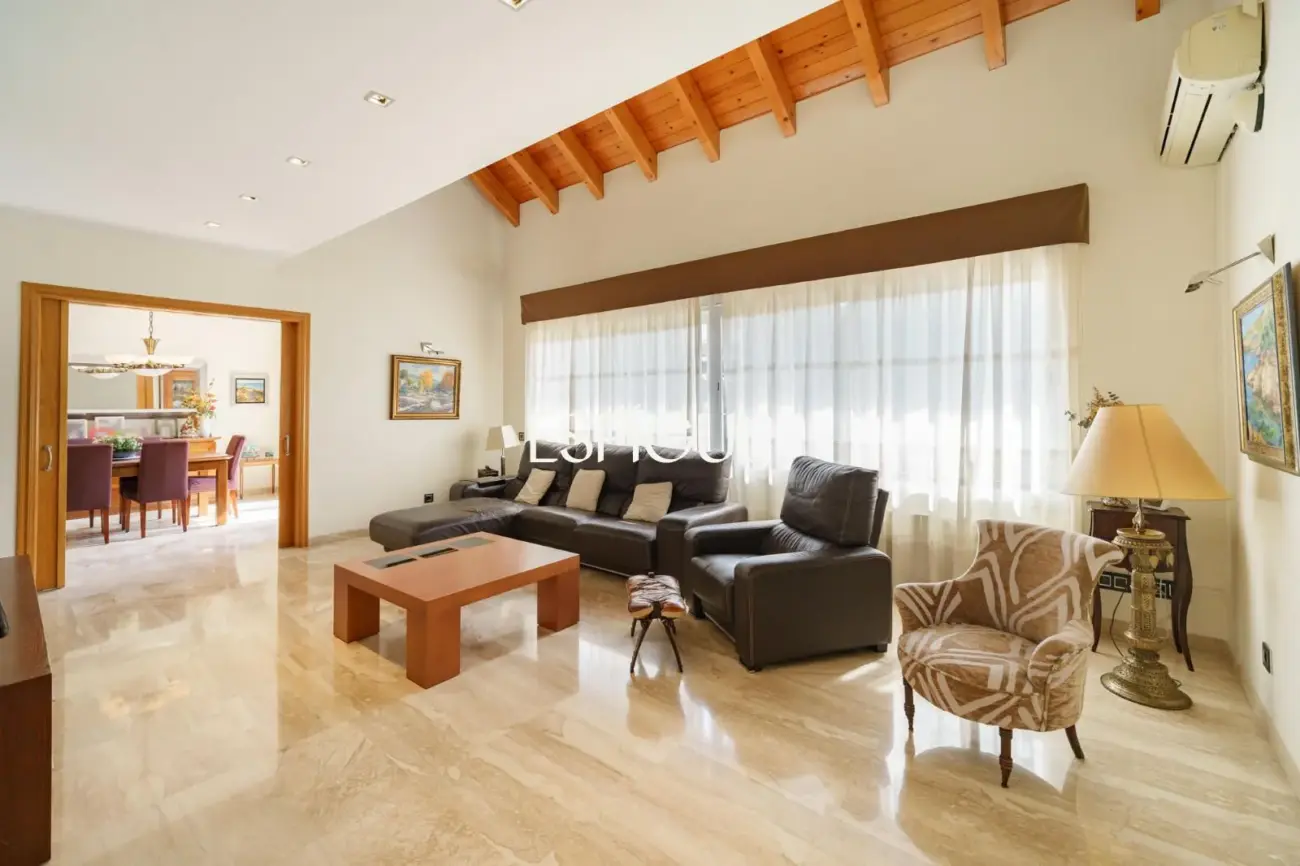 Villa for sale in Mirasol