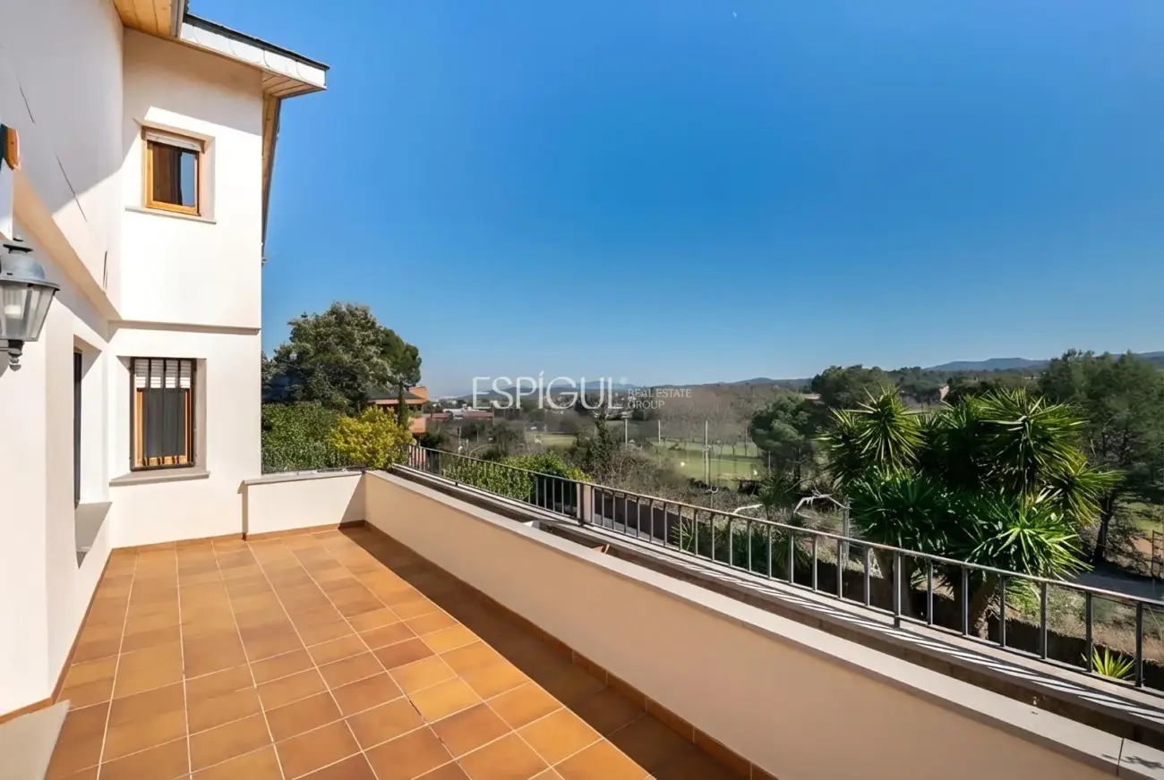 Villa à vendre dans le quartier Arxiu de Sant Cugat del Vallès