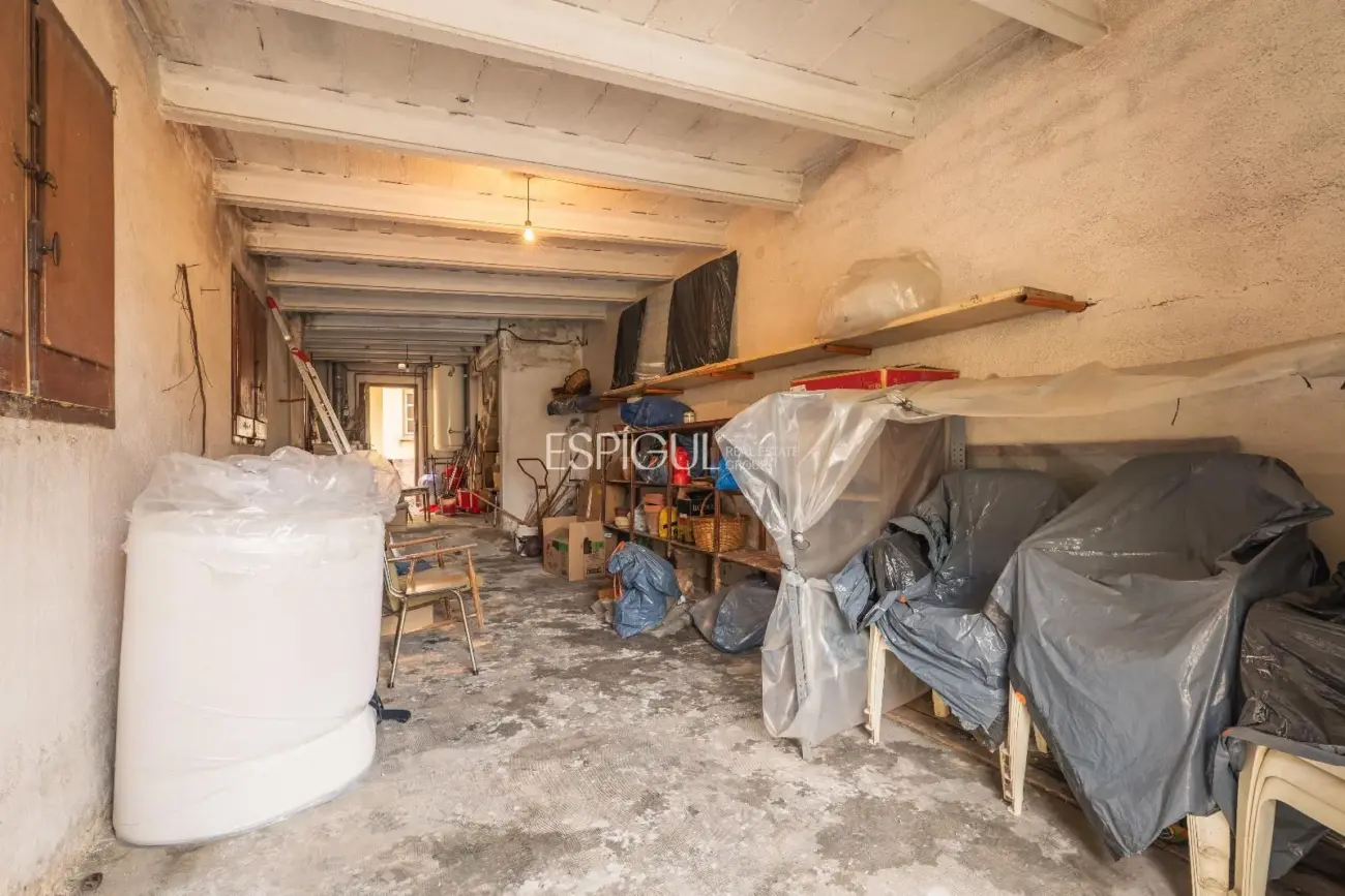 Elegante casa familiar en Riudarenes de 7 habitaciones