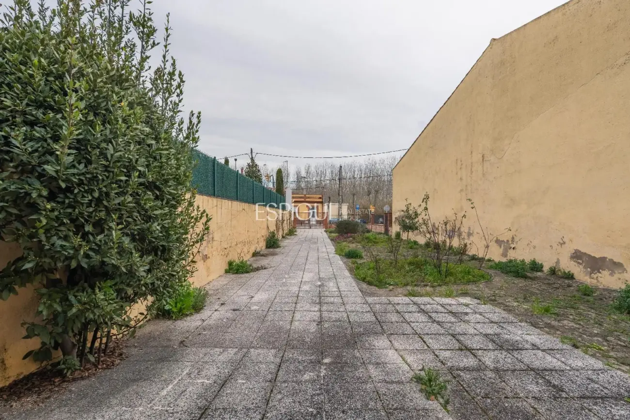 Elegante casa familiar en Riudarenes de 7 habitaciones