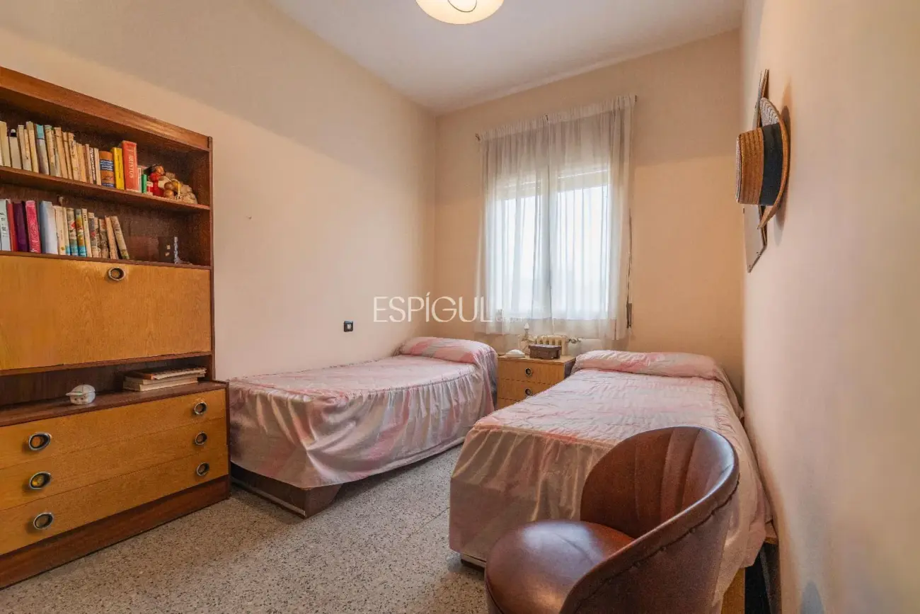 Elegante casa familiar en Riudarenes de 7 habitaciones