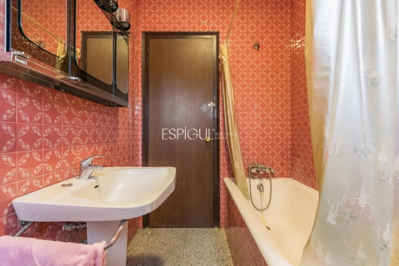 Elegante casa familiar en Riudarenes de 7 habitaciones