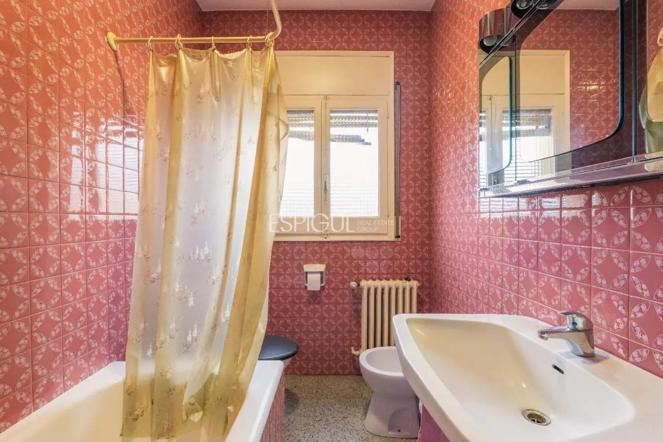 Elegante casa familiar en Riudarenes de 7 habitaciones