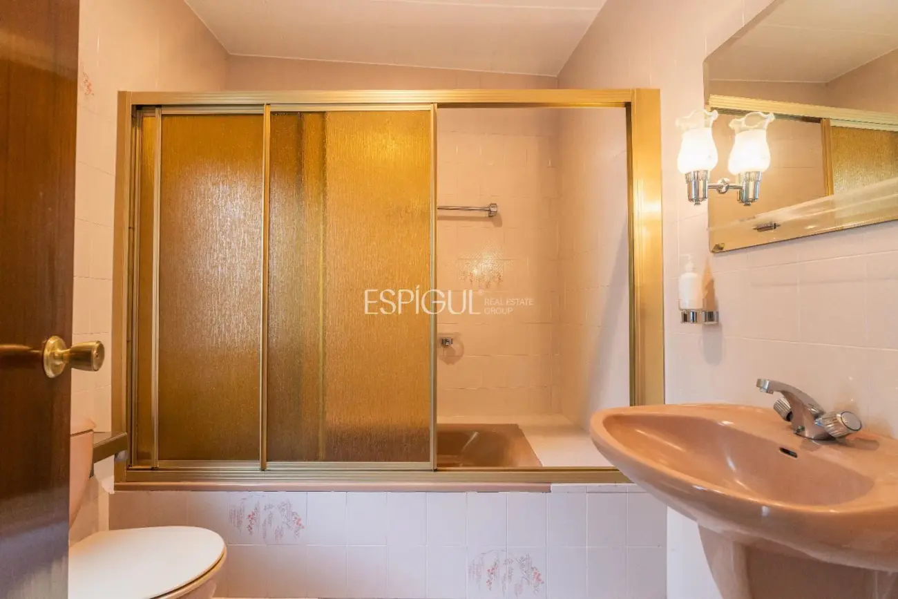 Elegante casa familiar en Riudarenes de 7 habitaciones