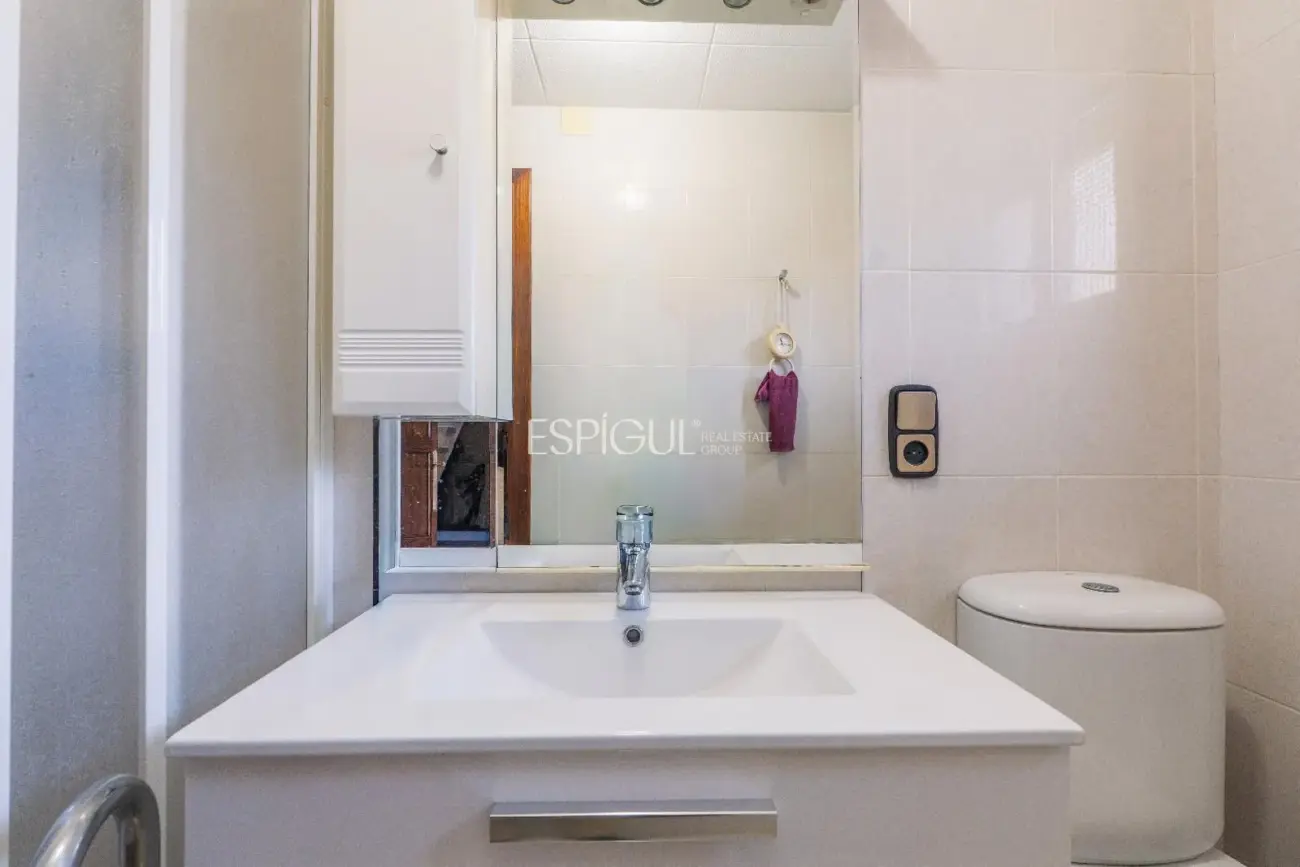 Elegante casa familiar en Riudarenes de 7 habitaciones