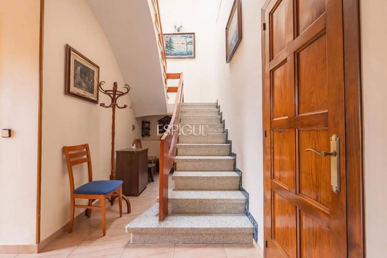 Elegante casa familiar en Riudarenes de 7 habitaciones