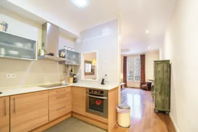 Эксклюзивная квартира с частной террасой в районе Эшампле – Сант-Антони