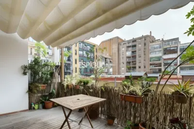 Эксклюзивная квартира с частной террасой в районе Эшампле – Сант-Антони