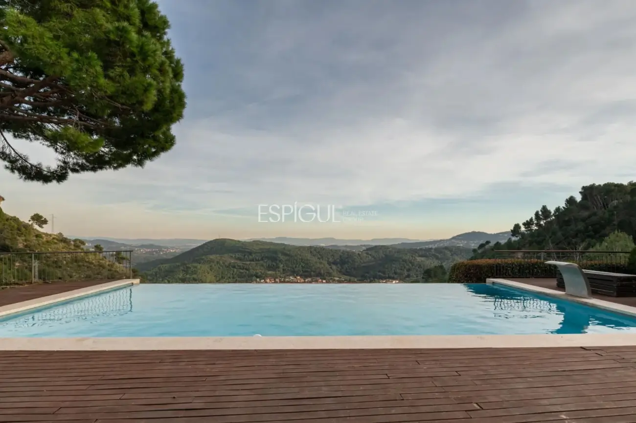 Résidence de luxe exclusive à Sant Feliu de Codines