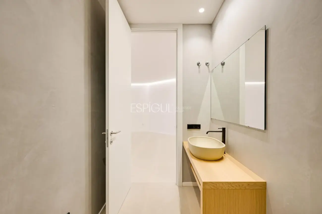 Exclusiva villa con vistas panorámicas al mar en Cim d’Aro.