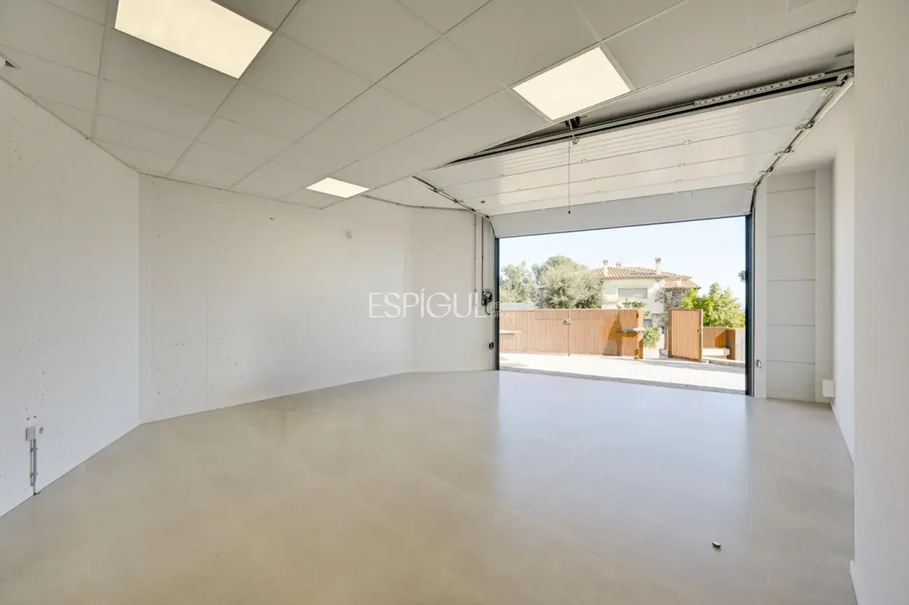 Exclusiva villa con vistas panorámicas al mar en Cim d’Aro.