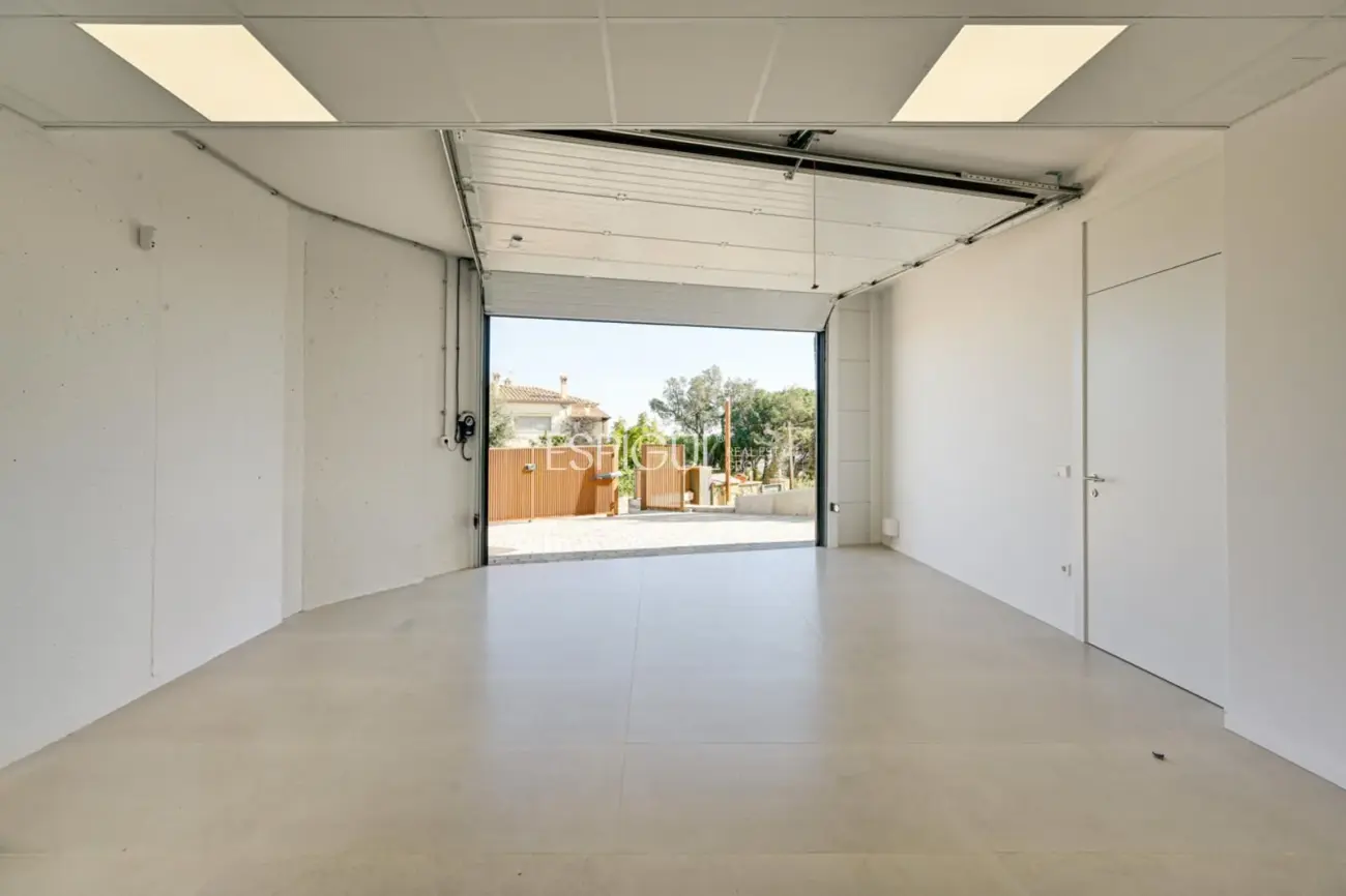 Exclusiva villa con vistas panorámicas al mar en Cim d’Aro.