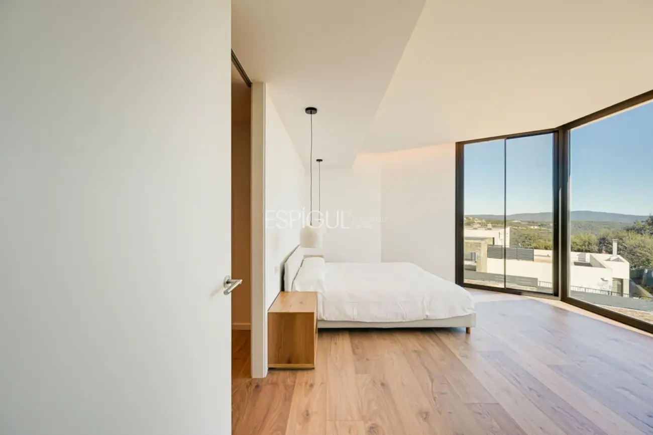 Exclusiva villa con vistas panorámicas al mar en Cim d’Aro.