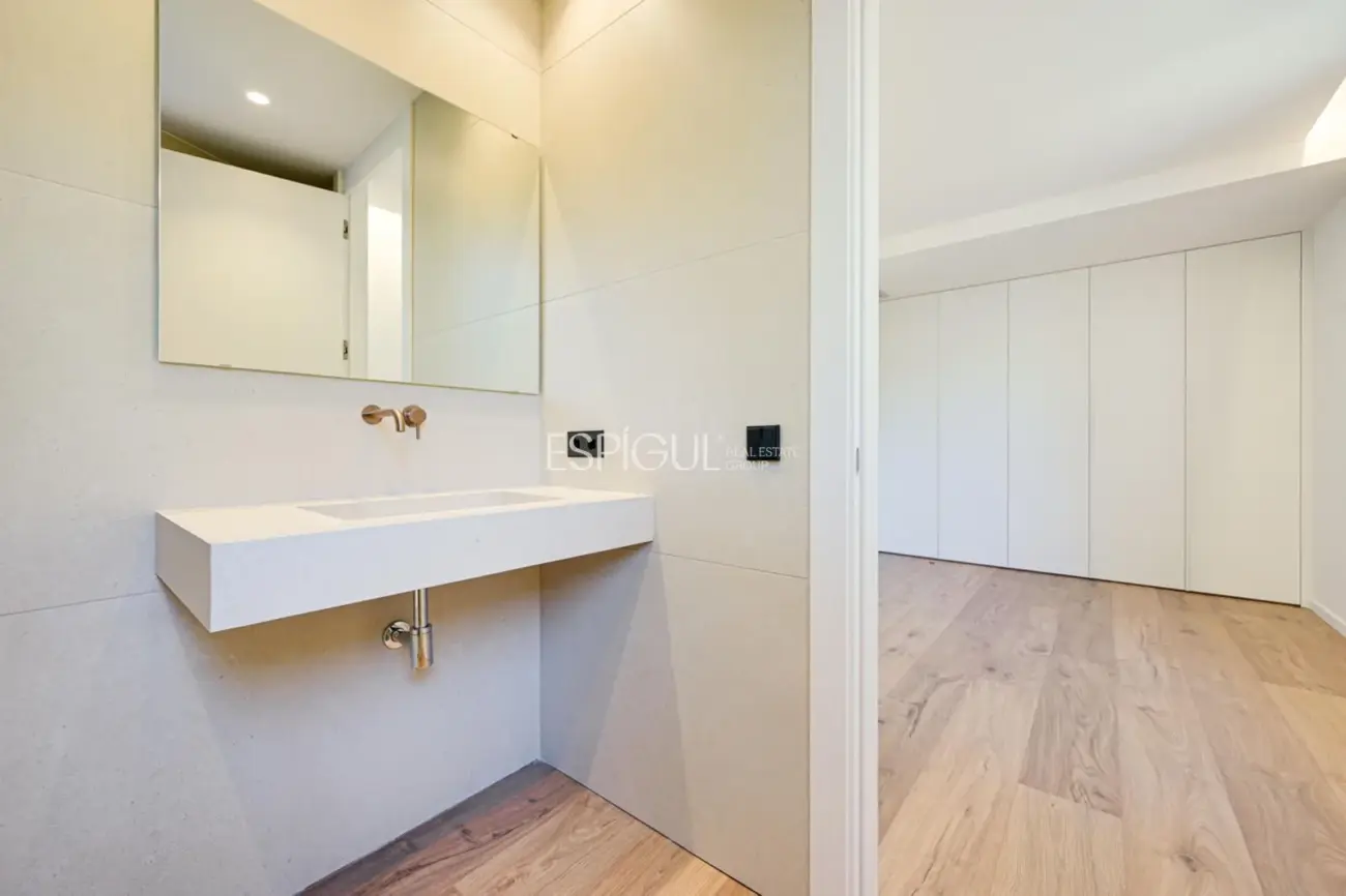 Exclusiva villa con vistas panorámicas al mar en Cim d’Aro.