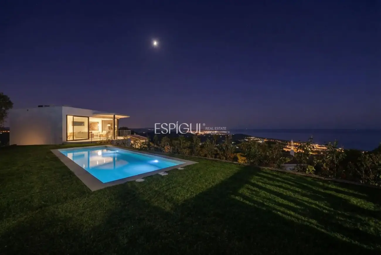 Exclusiva villa con vistas panorámicas al mar en Cim d’Aro.