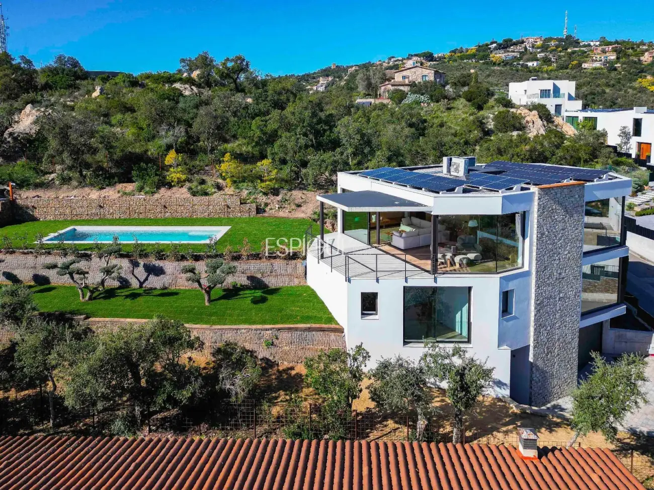 Exclusiva villa con vistas panorámicas al mar en Cim d’Aro.