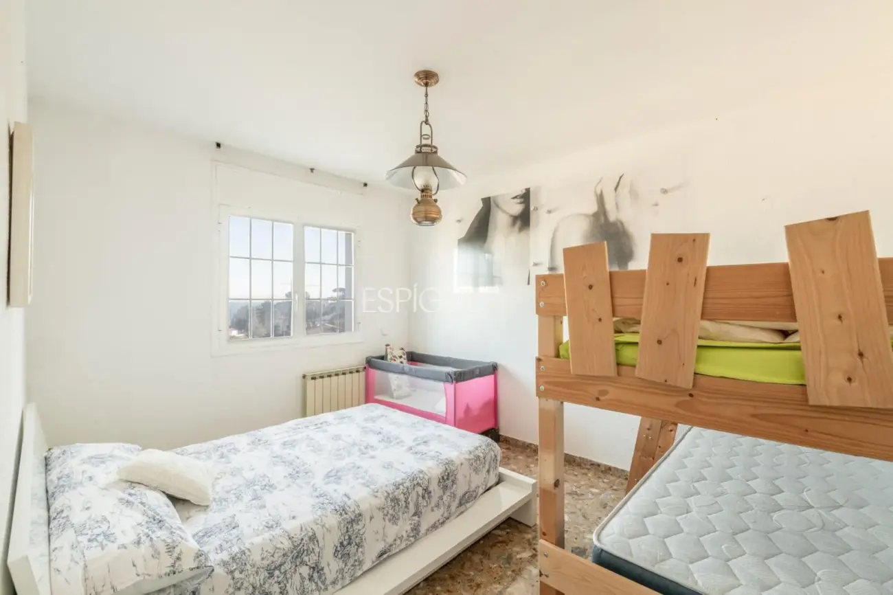 Hübsches, freistehendes Chalet mit Meerblick, 500 Meter vom Strand entfernt