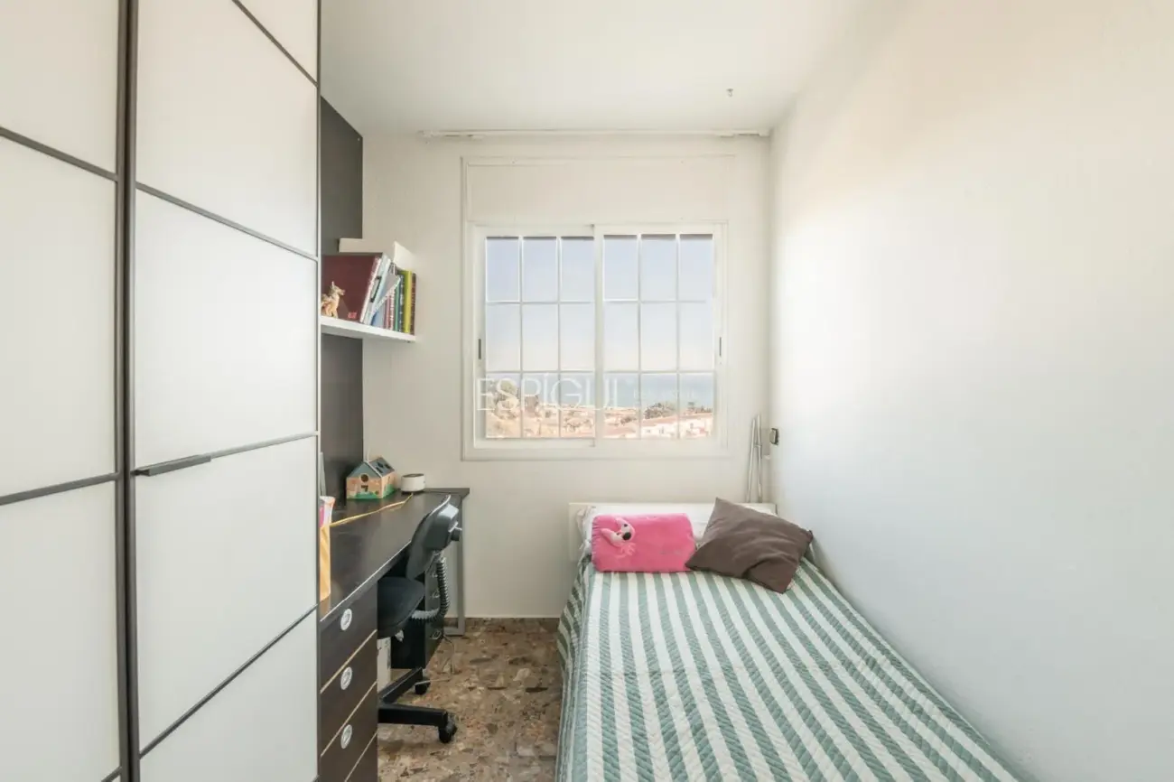 Hübsches, freistehendes Chalet mit Meerblick, 500 Meter vom Strand entfernt