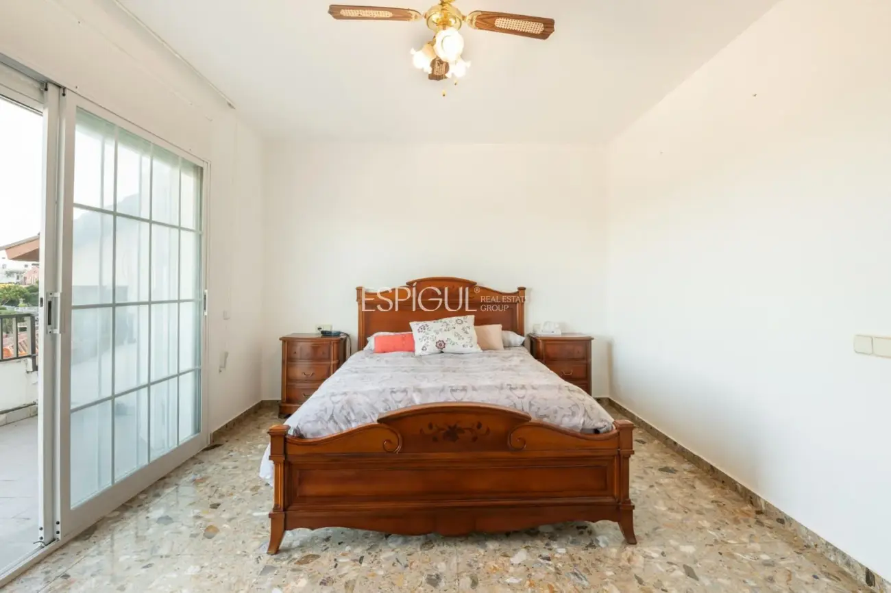 Hübsches, freistehendes Chalet mit Meerblick, 500 Meter vom Strand entfernt