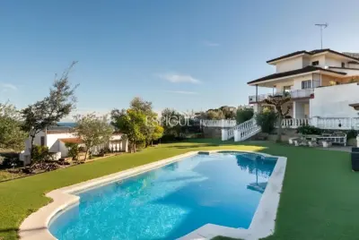 Hübsches, freistehendes Chalet mit Meerblick, 500 Meter vom Strand entfernt