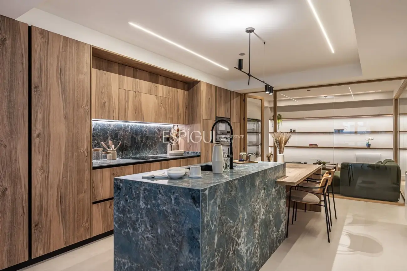 Exclusivo piso en venta reformado en Barrio Salamanca, Madrid.