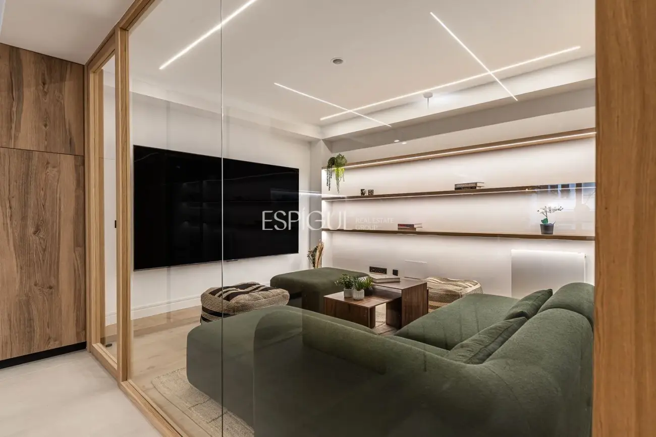 Exclusivo piso en venta reformado en Barrio Salamanca, Madrid.