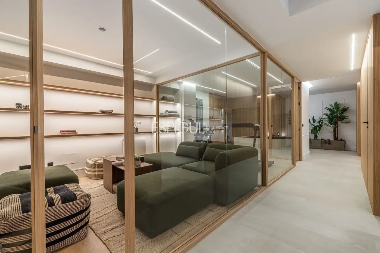 Exclusivo piso en venta reformado en Barrio Salamanca, Madrid.