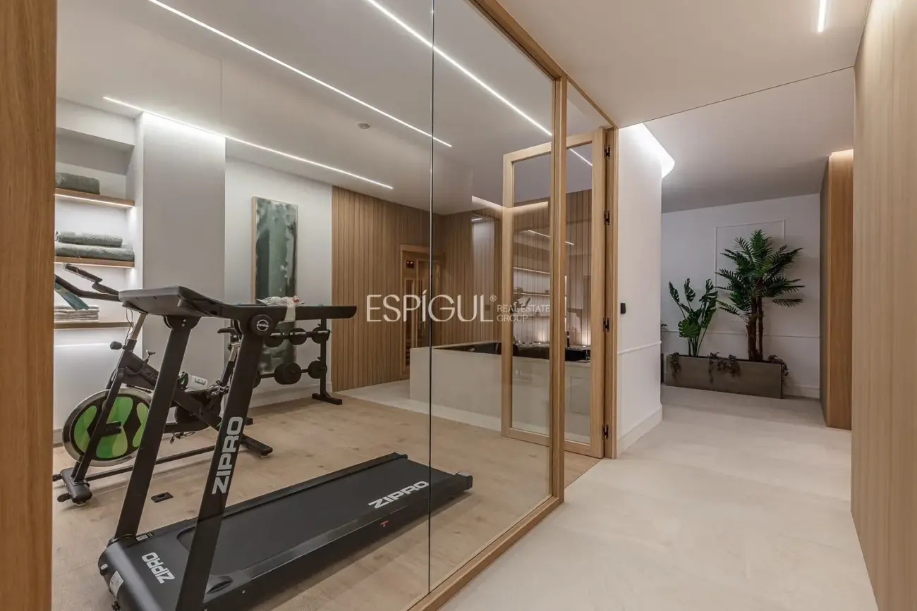 Exclusivo piso en venta reformado en Barrio Salamanca, Madrid.