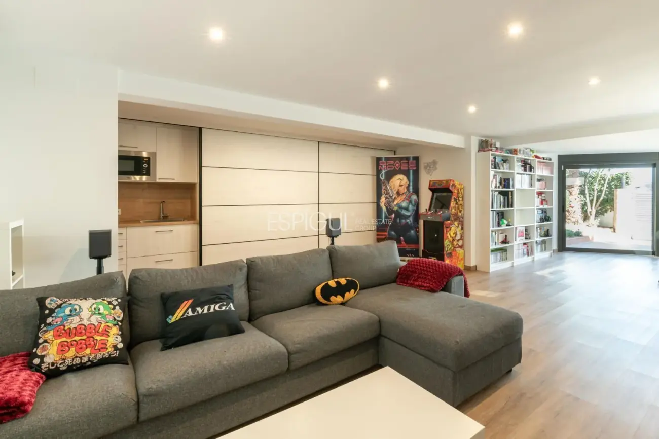 Exklusiver Aussichtspunkt in Arenys de Mar: Licht, Meer und Privatsphäre.